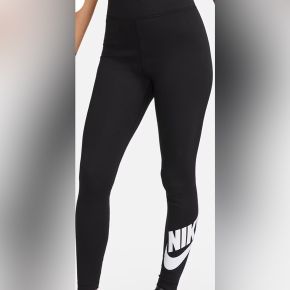 Nike Pants - Nike Tight Fit High Rise Full Length Black Leggings | Size XL